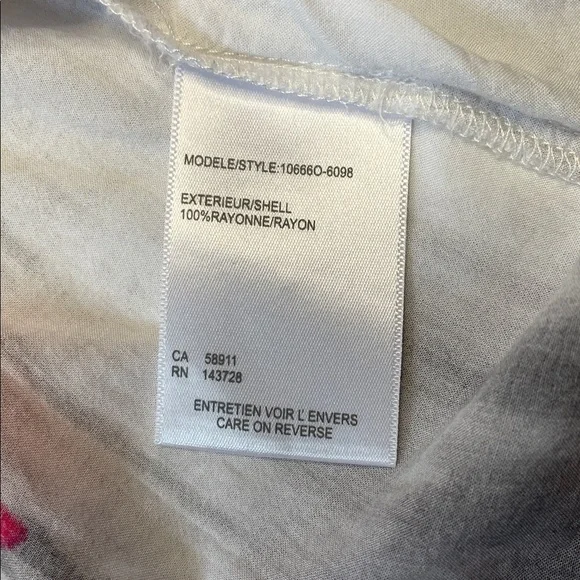 Tribal Pink and Gray Ombre Blouse.  Size XL - Picture 5 of 6